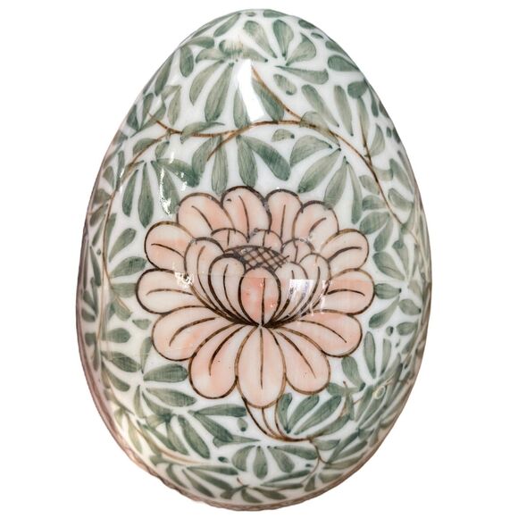 Vtg Egg-shaped handpainted made in Thailand ceramic floral fancy trinket box - Picture 12 of 12